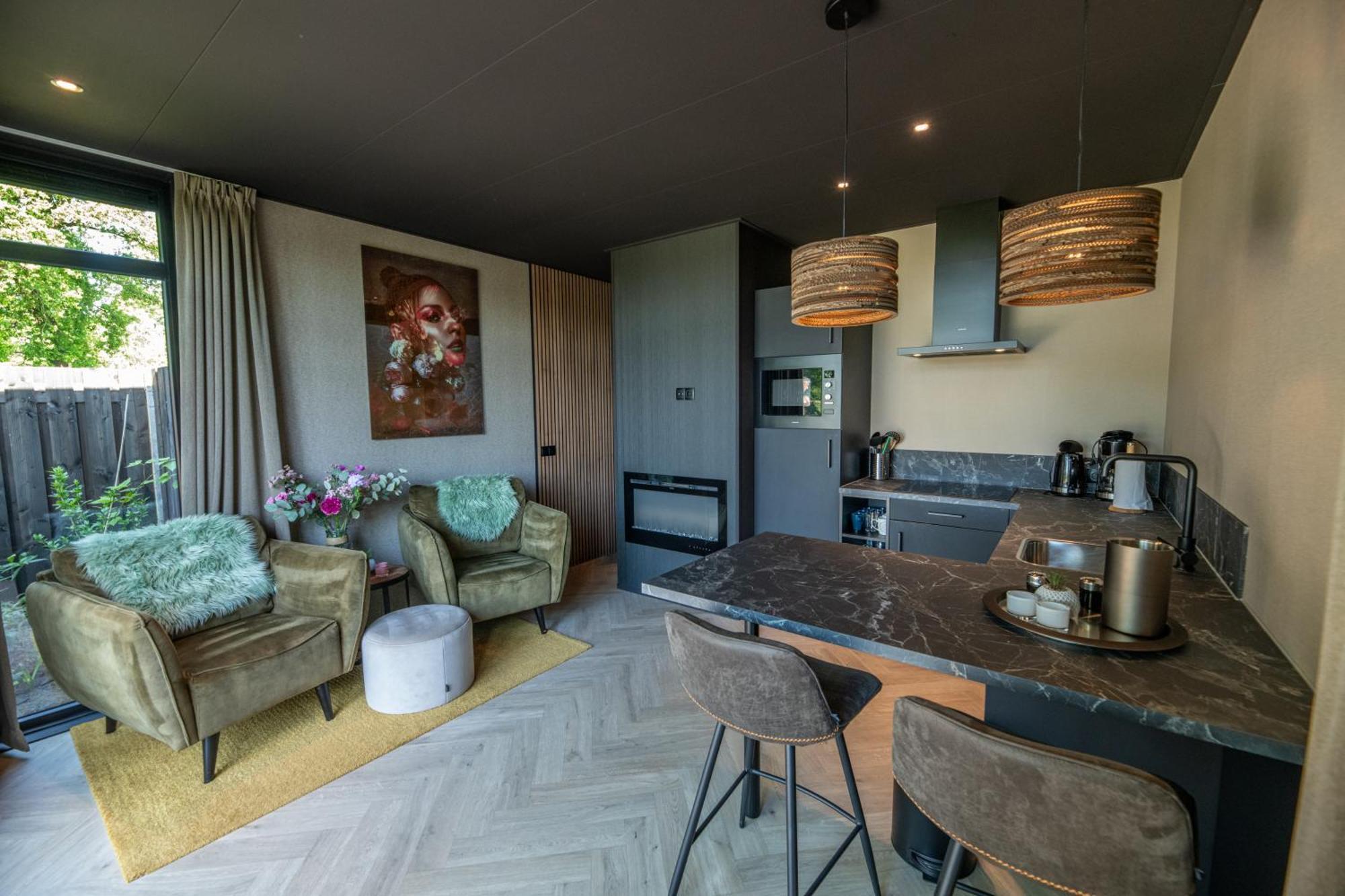 Wellnesslodge Specht Dalerveen Kamer foto
